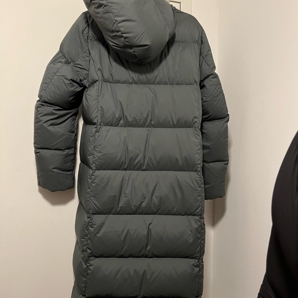 COPY - Babaton The Duvet Puffer - Picture 6 of 6